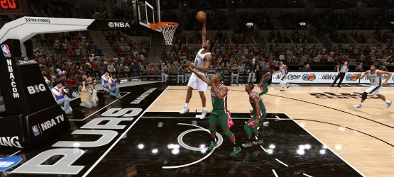 NBALive14ReviewDunk