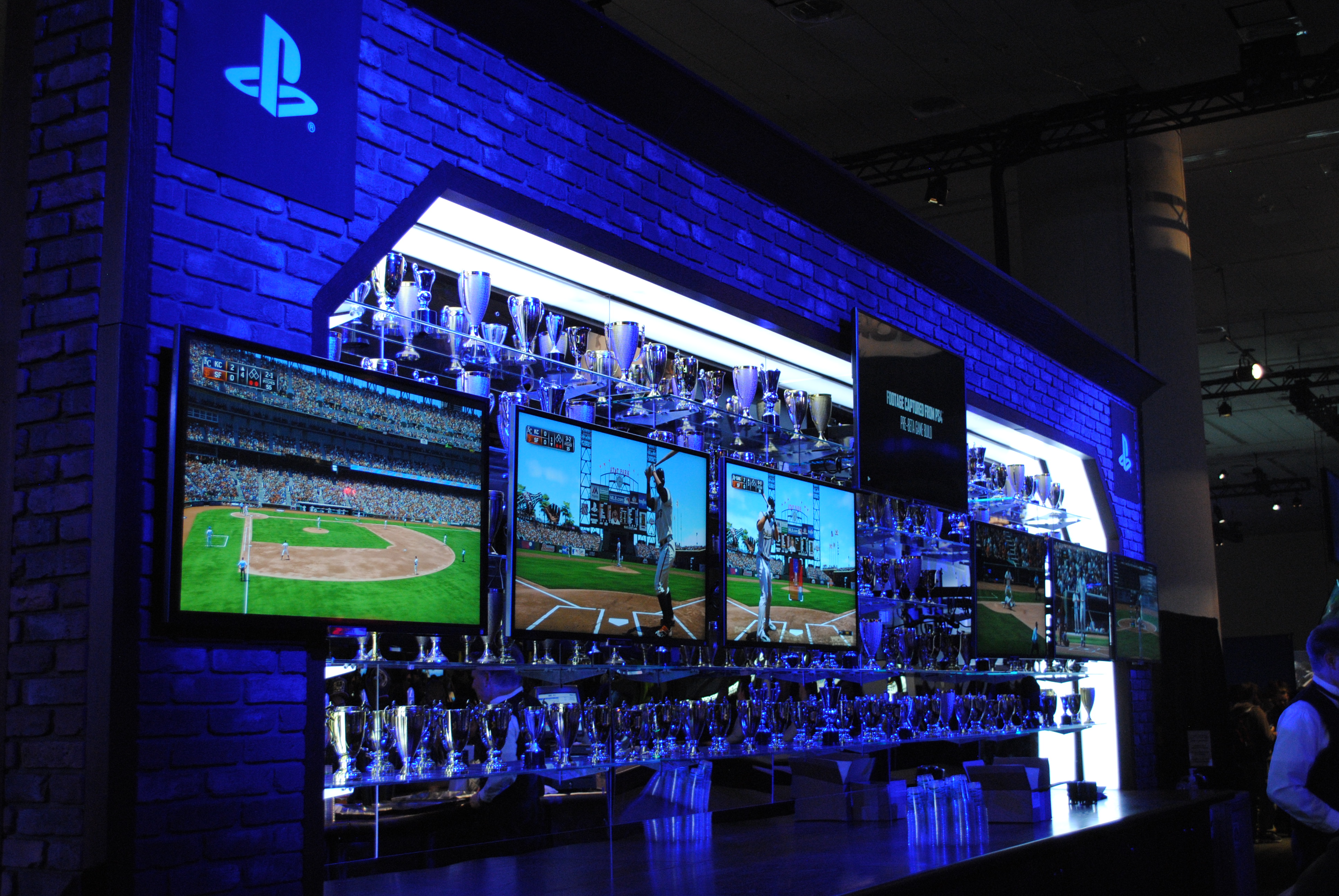 MLB: The Show Trophy Bar